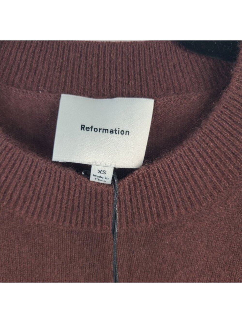 NEW Reformation Nikki Crewneck Cashmere Sweater In Mahogany Sz XS - Picture 2 of 8